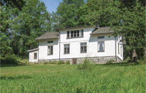 Three-Bedroom Holiday Home in Haverud